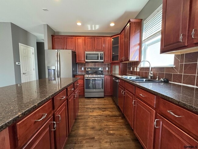 14855 Eagle St, Unit 1 in Bennington, NE - Building Photo - Building Photo