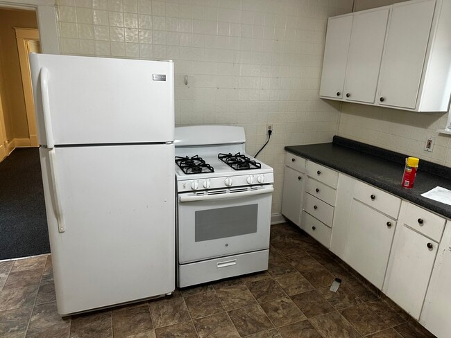 property at 539 Wainwright Ave