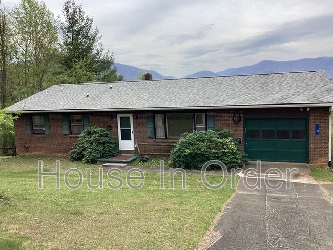 property at 10 Whitaker Cir