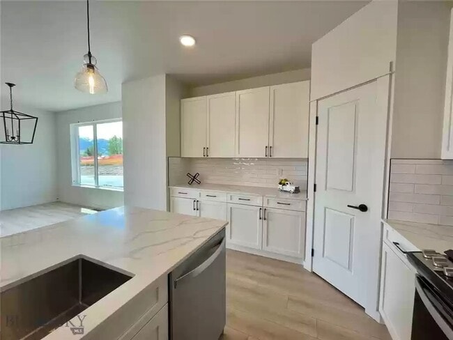 901 Scenic Trl in Livingston, MT - Building Photo - Building Photo