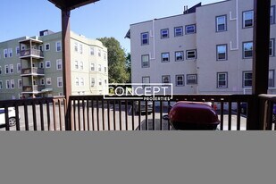 1130 Commonwealth Ave, Unit 2 in Boston, MA - Building Photo
