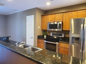 121 S Sherrill St in Tampa, FL - Building Photo - Building Photo