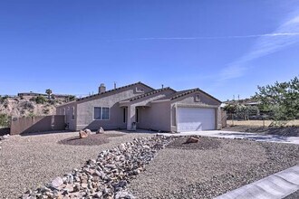 2447 Rio Dr in Bullhead City, AZ - Building Photo - Building Photo