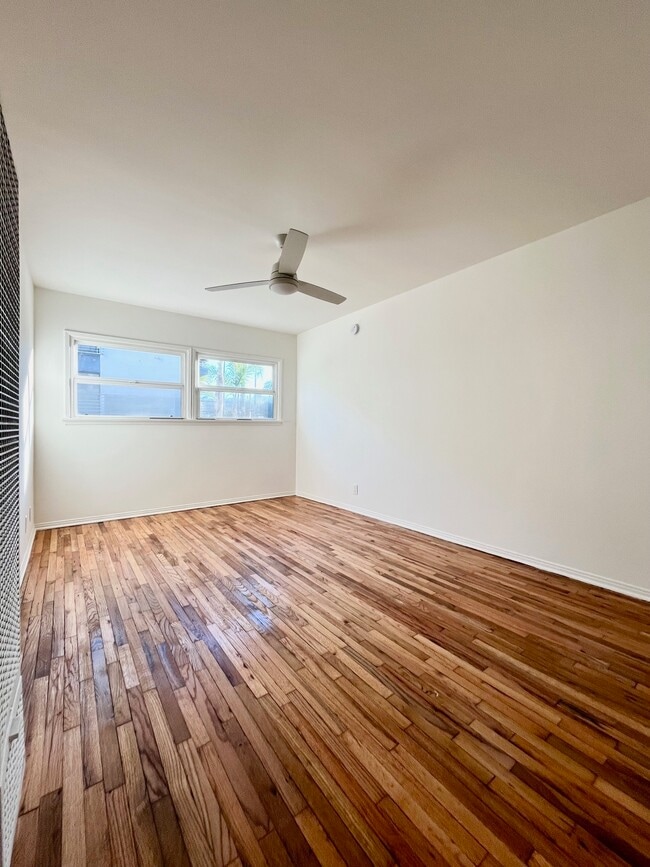 2129 Ocean Ave, Unit 9