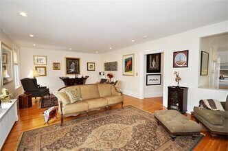 1763 Beacon St in Brookline, MA - Building Photo - Building Photo