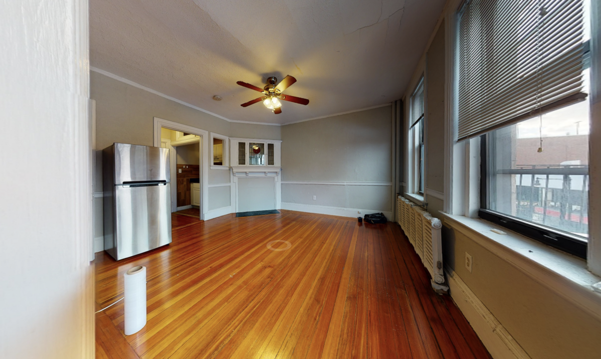 75 Winthrop St in Cambridge, MA - Building Photo