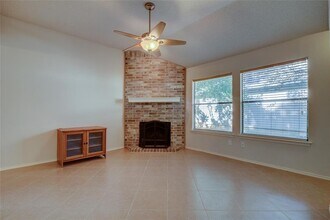 2103 Jasmine Path in Round Rock, TX - Building Photo - Building Photo