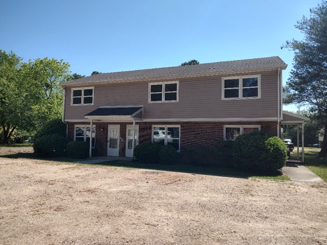 property at 705 Smithdale Dr