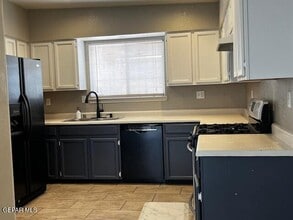 1801 Rose Gate Way in El Paso, TX - Building Photo - Building Photo