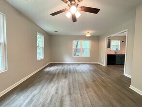 437 Kingshead Ct in Irmo, SC - Building Photo - Building Photo