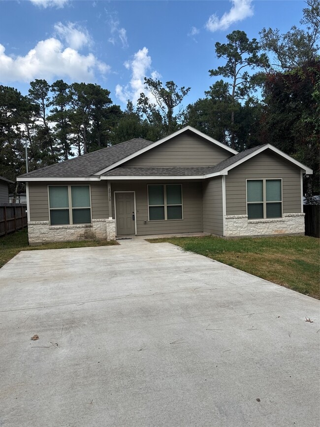 property at 20130 Parkway Ln