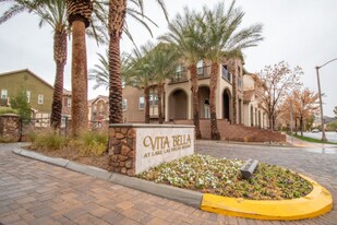 1 Corte Belleza in Henderson, NV - Building Photo