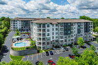 The Residence at Old Hickory Lake in Old Hickory, TN - Foto de edificio - Building Photo