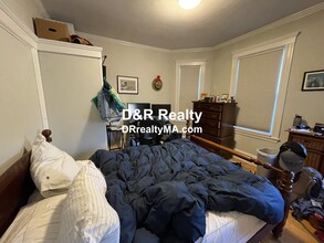 15 Farragut Ave, Unit 3 in Somerville, MA - Foto de edificio - Building Photo