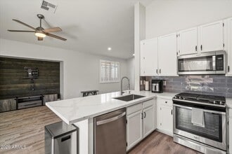 6681 W Dublin Ln in Chandler, AZ - Building Photo - Building Photo