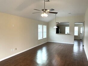 1123 S Teal Estates Cir in Fresno, TX - Building Photo - Building Photo