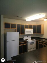 851 W Piedmont Pl, Unit 1 in Fayetteville, AR - Foto de edificio - Building Photo