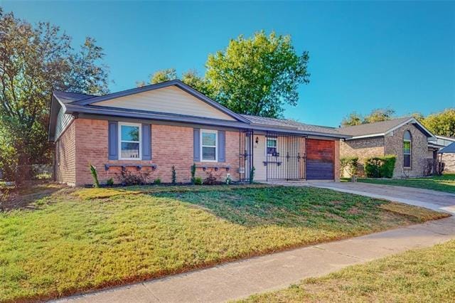 3524 Pacesetter Dr in Dallas, TX - Building Photo - Building Photo