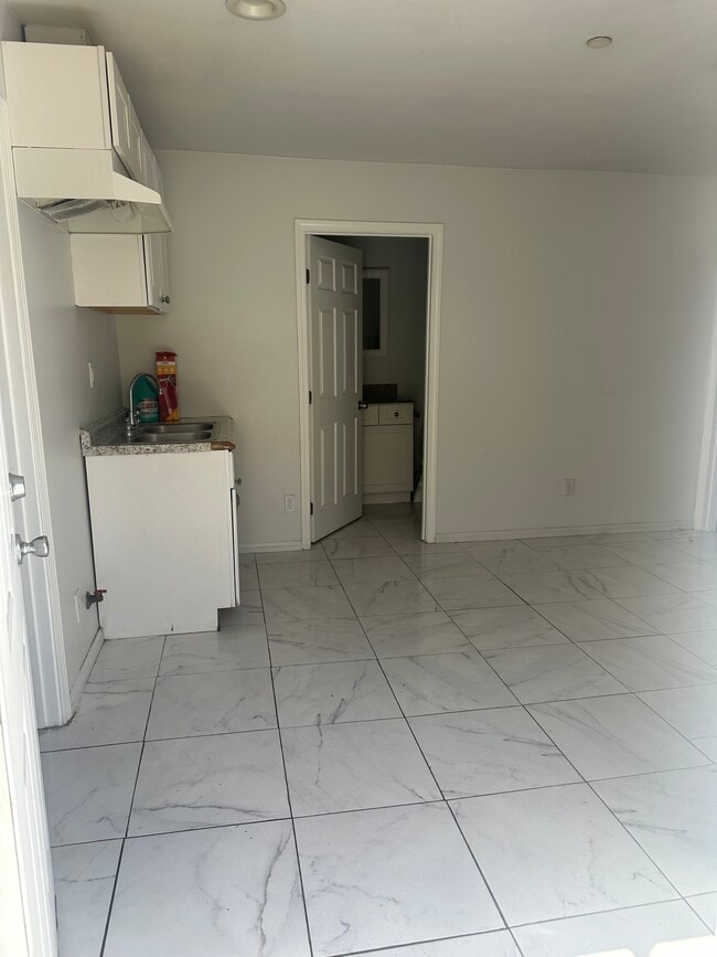 720 Date St in Montebello, CA - Building Photo - Building Photo