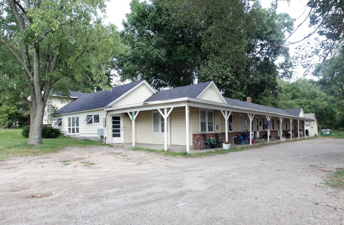 Oak Crest Apartments in Rockford, MI - Building Photo