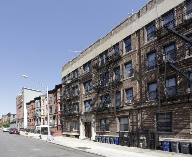 Bertram Arms in Brooklyn, NY - Building Photo - Building Photo