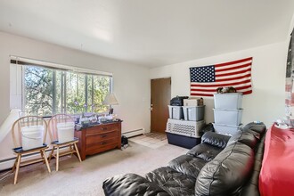 6190 Webster St in Arvada, CO - Building Photo - Interior Photo