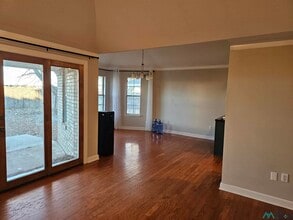 212 Wilmington Cir in Clovis, NM - Building Photo - Building Photo