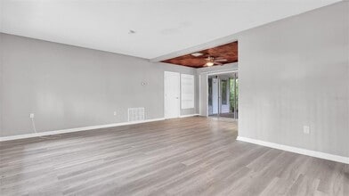 1785 Bayshore Blvd in Dunedin, FL - Building Photo - Building Photo