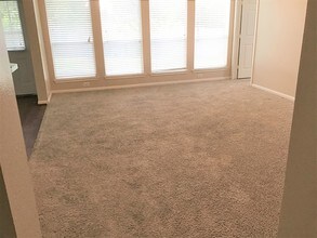 1805 Manor Cir in Rosenberg, TX - Foto de edificio - Building Photo