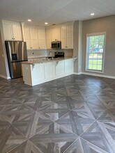 8082 Veterans Pkwy in Columbus, GA - Foto de edificio - Building Photo