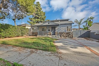 1612 N Niagara St in Burbank, CA - Building Photo - Building Photo