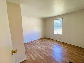 3611 Shirleys Hill Rd in Partlow, VA - Foto de edificio - Building Photo