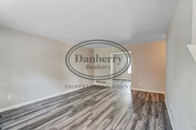 3612 Willow Run Dr-Unit -1 in Toledo, OH - Building Photo - Building Photo