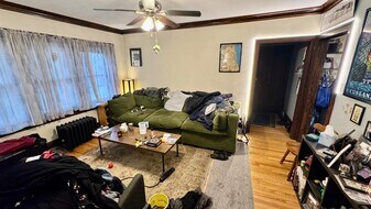 4205 N Linder Ave, Unit 2 in Chicago, IL - Building Photo