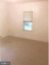 1267 Glassboro Rd in Monroe, NJ - Foto de edificio - Building Photo