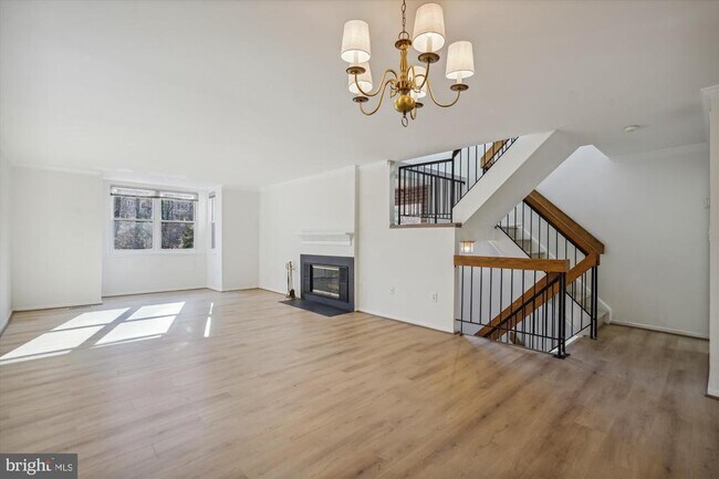 11526 Sunder Ct in Reston, VA - Building Photo - Building Photo