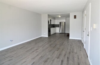 2619 Northfield Ave in Waukegan, IL - Building Photo - Building Photo