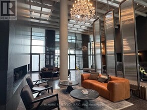 8 Interchange Wy in Vaughan, ON - Building Photo - Building Photo