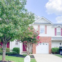 128 Marshland Ln in Greer, SC - Building Photo