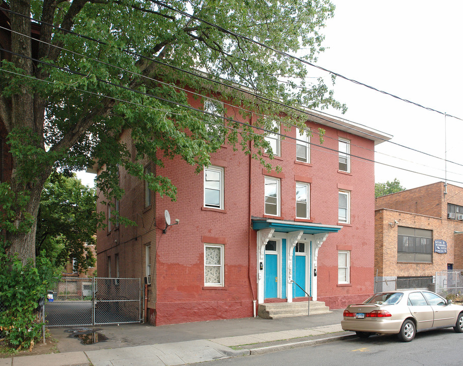 40-44 Lawrence St in Hartford, CT - Building Photo