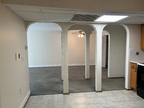 15 Shadowbrook Ln, Unit Unit 15 in Milford, MA - Foto de edificio - Building Photo