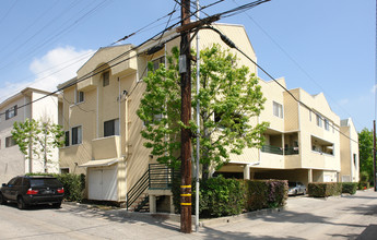 1115 Alameda Ave in Glendale, CA - Building Photo - Building Photo