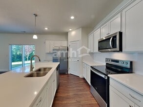 12500 Dardevle Ct in Etna, OH - Building Photo - Building Photo