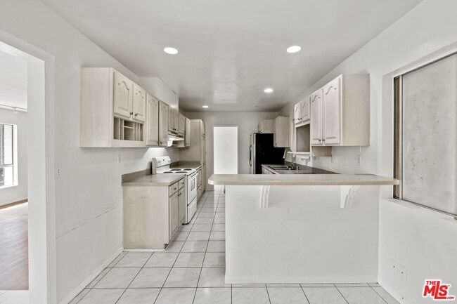 1033 6th St in Santa Monica, CA - Building Photo - Building Photo
