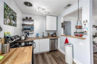 601 NW 34th Ter in Gainesville, FL - Building Photo - Building Photo