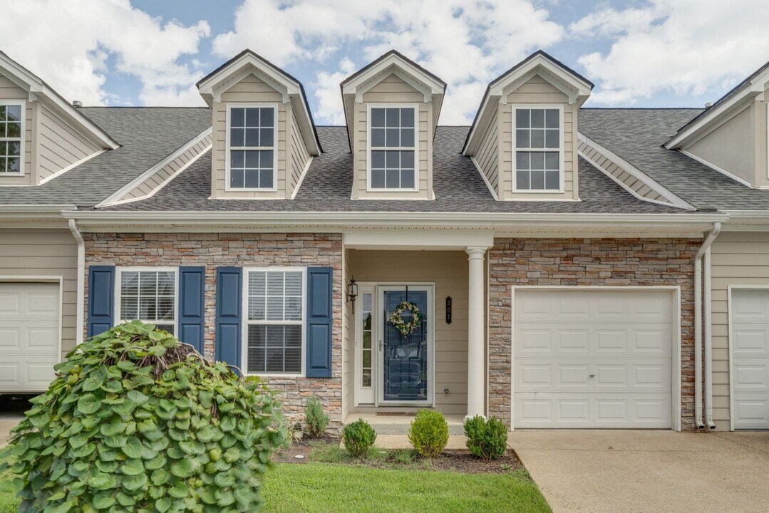 307 Harbor Village Dr in Madison, TN - Building Photo