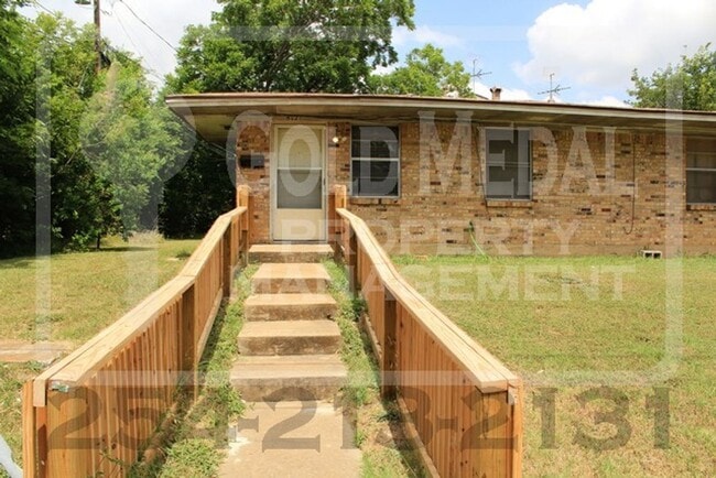 property at 812 Pecan Cir