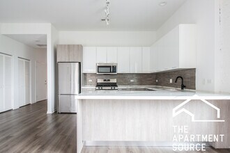 2550 S Wabash Ave, Unit 302 in Chicago, IL - Building Photo - Building Photo