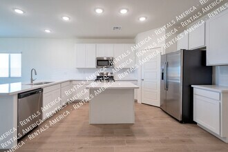 614 E Diamond Dr in Casa Grande, AZ - Building Photo - Building Photo