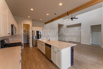 6812 Cardinal Bloom Loop in Austin, TX - Building Photo - Building Photo